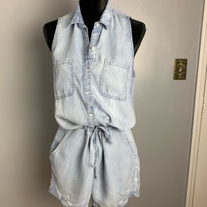 Gap light wash soft denim romper size M
